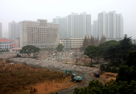 半岛体育
