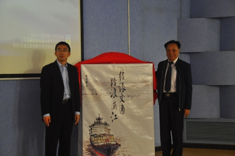 半岛体育