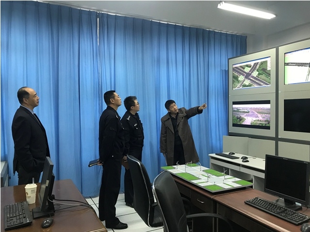 半岛体育