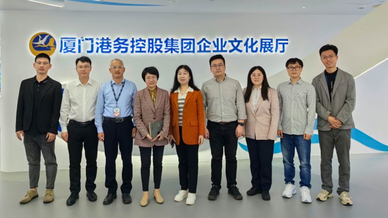 与会人员合影