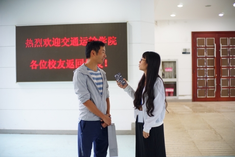 半岛体育