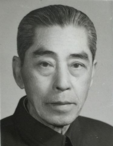 半岛体育