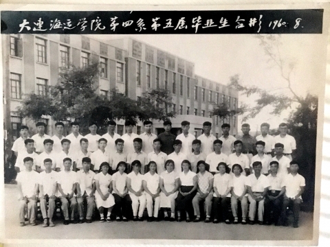 半岛体育