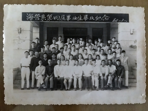 半岛体育