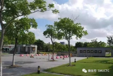 半岛体育
