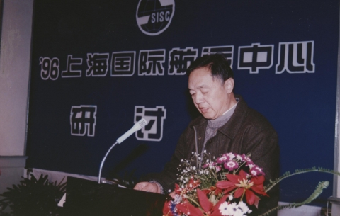半岛体育
