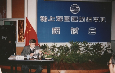 半岛体育