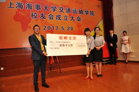 半岛体育