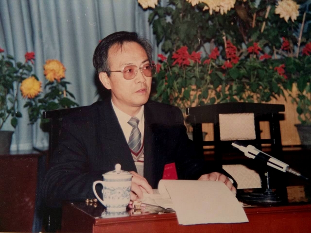 半岛体育