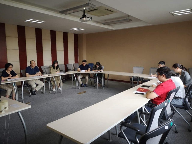 半岛体育召开2020-2021学年教职工兼职辅导员工作会议